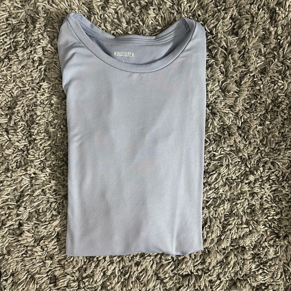 BLUE LONG SLEEVE